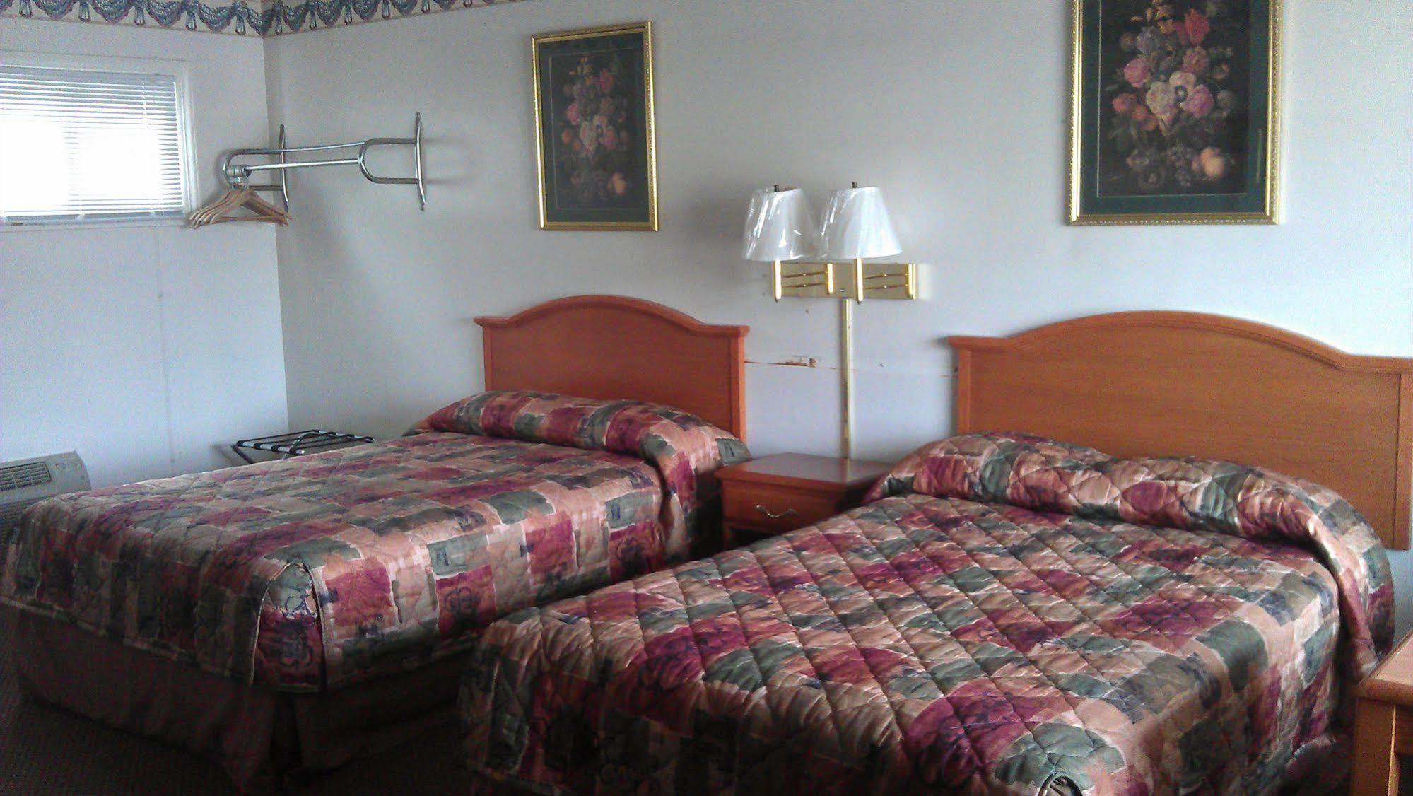 Bassett Motel วิลเลียมส์เบิร์ก ภายนอก รูปภาพ
