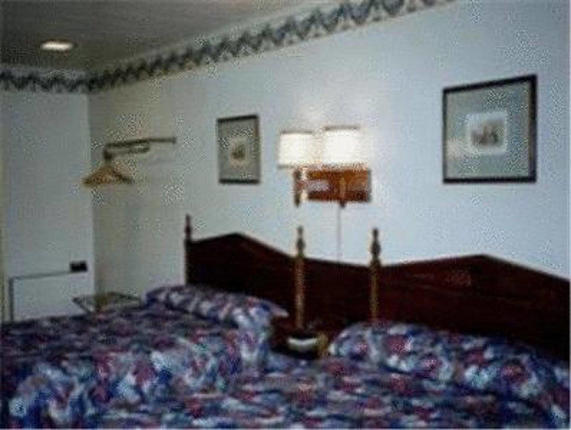 Bassett Motel วิลเลียมส์เบิร์ก ภายนอก รูปภาพ